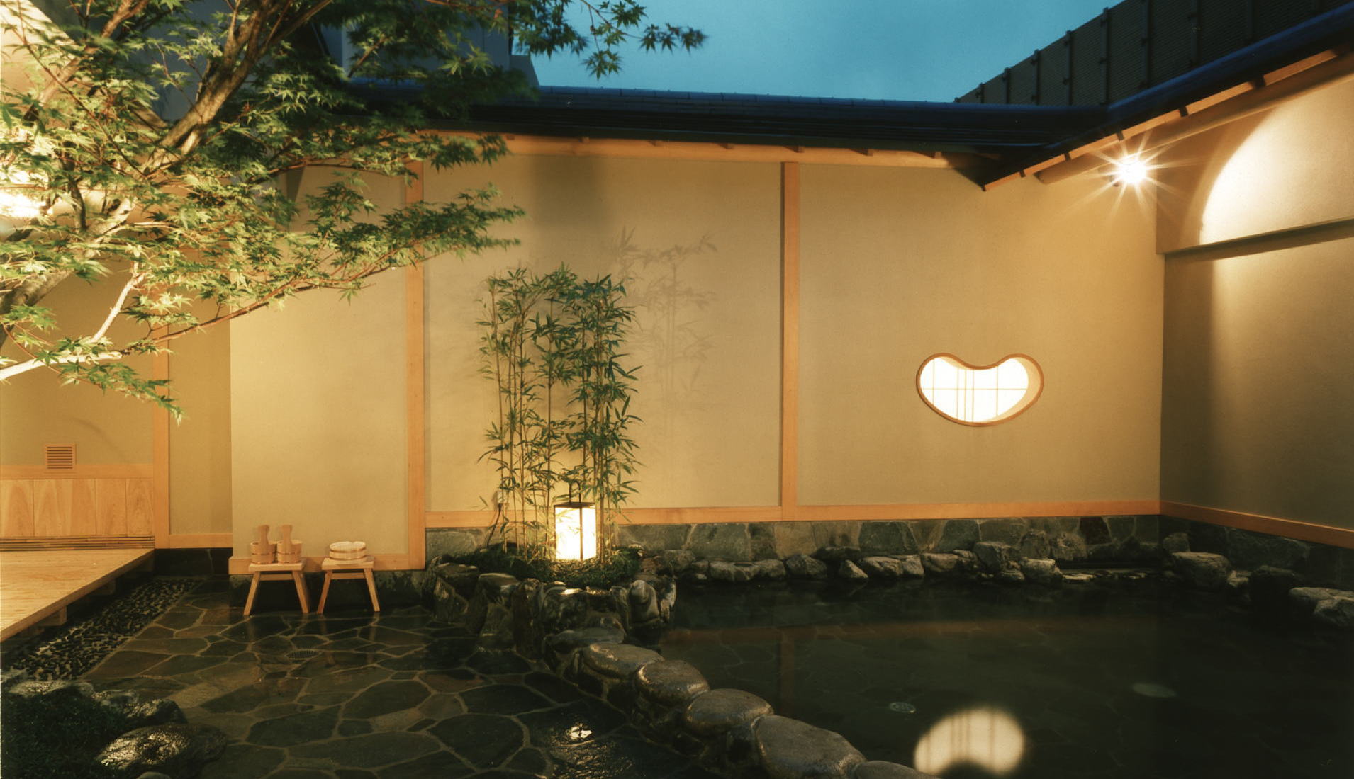 京都旅館 湯の宿 松栄は京都市内の旅館で随一の浴場施設